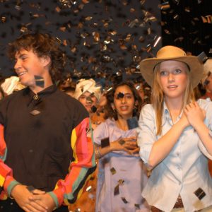 tIM bAIN - lUCKY - A young film school graduate has her Australian opus stolen by a conniving producer and turned into a Hollywood blockbuster.